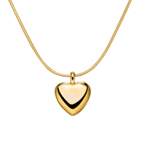 COLAR ELEGANTE COM CORAÇÃO banhado a ouro 18K .Fabricado em Alemanha
