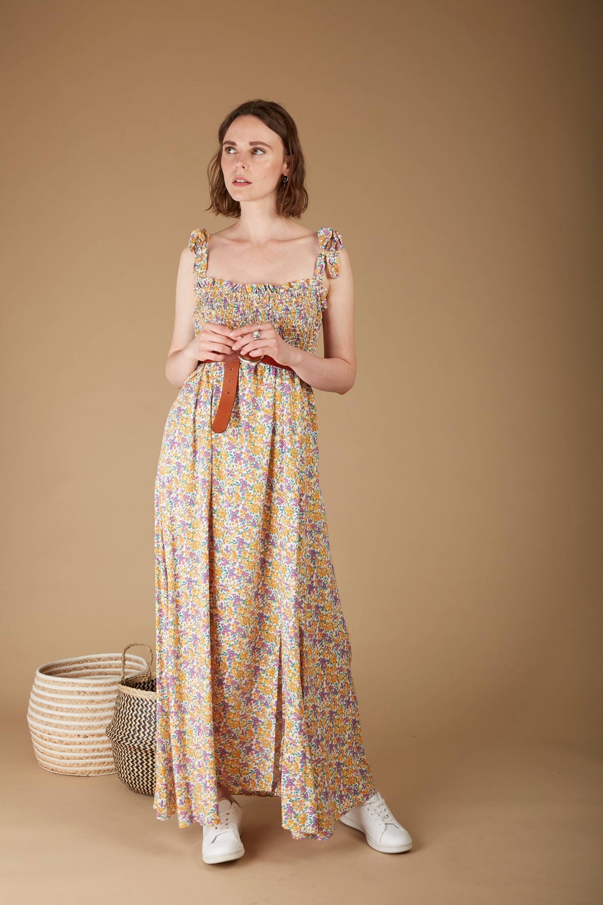 ROBE LONGUE ET FLUIDE EN VISCOSE À IMPRIMÉ FLEURI