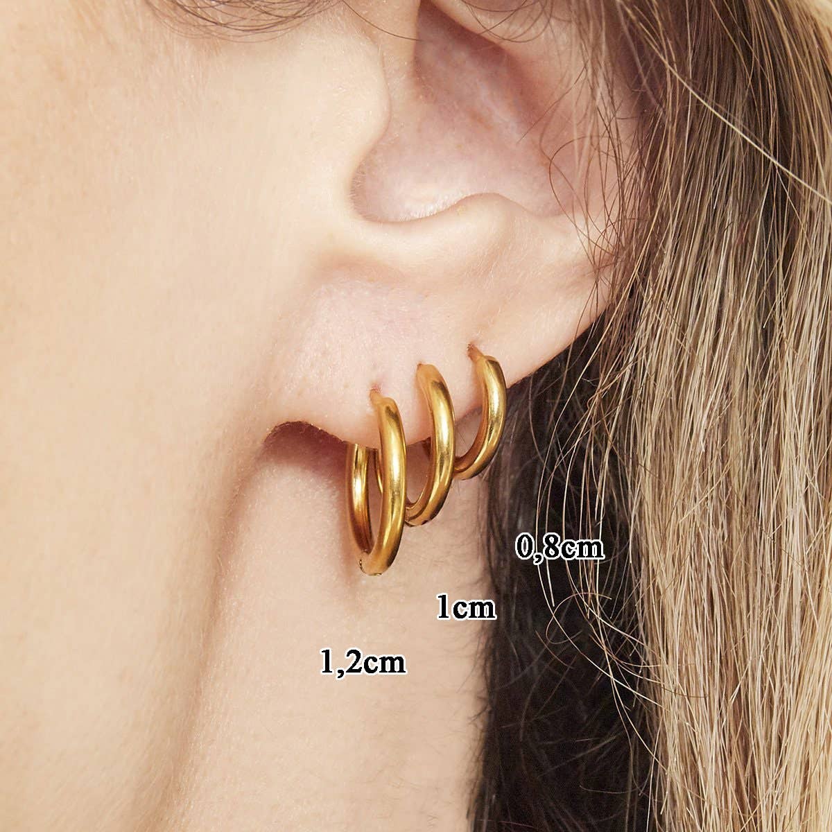 BOUCLES D'OREILLES CRÉOLES SIMPLES - Plaqué or 18 carats - 1,4 cm - Fabriqué en Allemagne