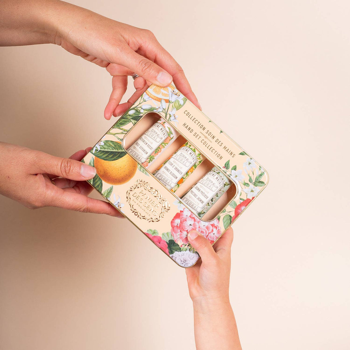 KIT MAINS -PREMIUM- BOÎTE MÉTAL Jasmin, Fleur d’Oranger et Géranium-rose. Fabriqué en France