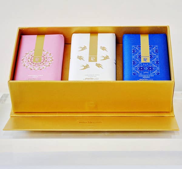 PORTO LUSO SOAP BAR BOX 03 GOLDEN SOAPS -Swallows -Tiles -Lace. Not tested on animals