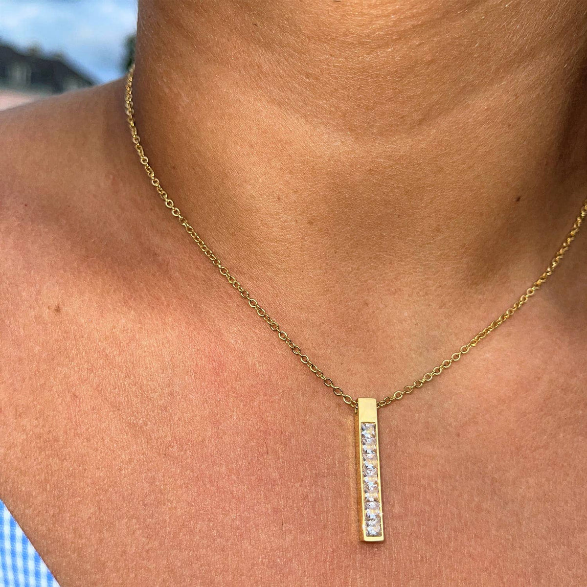 COLLIER BARRE EN ZIRCON - Plaqué or 18 carats - Fabriqué en Allemagne