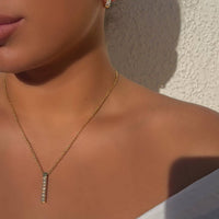 COLAR BARRA  DE ZIRCÃO - banhado a ouro 18k - Fabricado em Alemanha